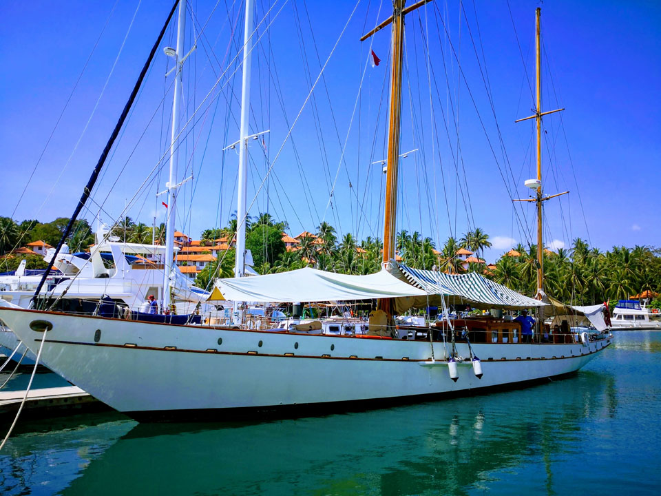 78-custom-stow-and-sons-classic-ketch-rona-2