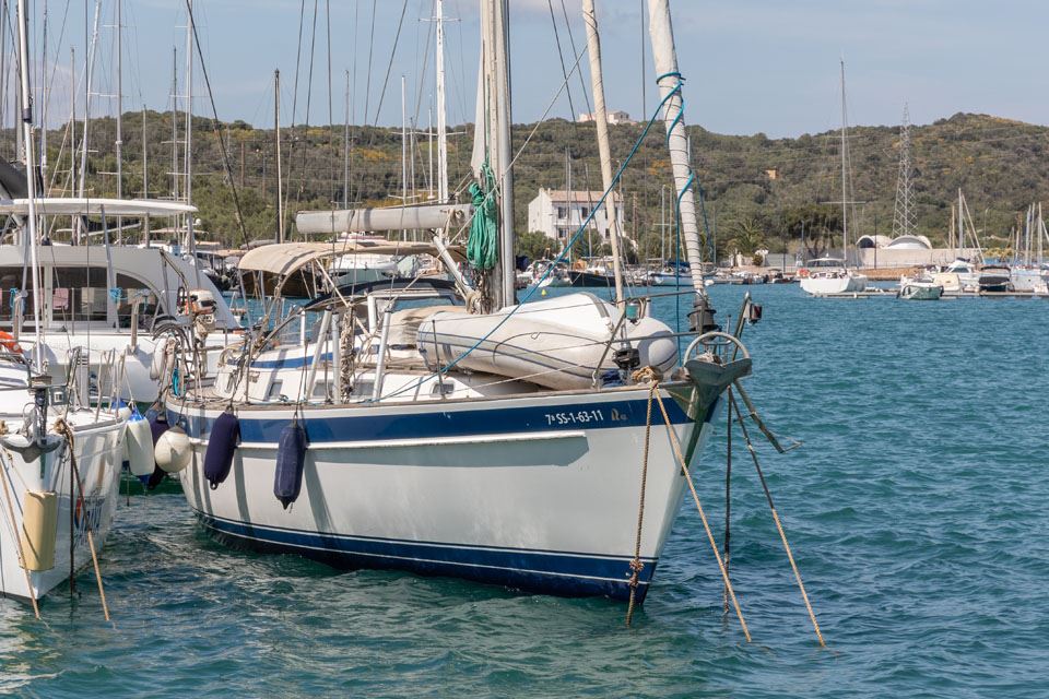hallberg-rassy-42-elbian-4