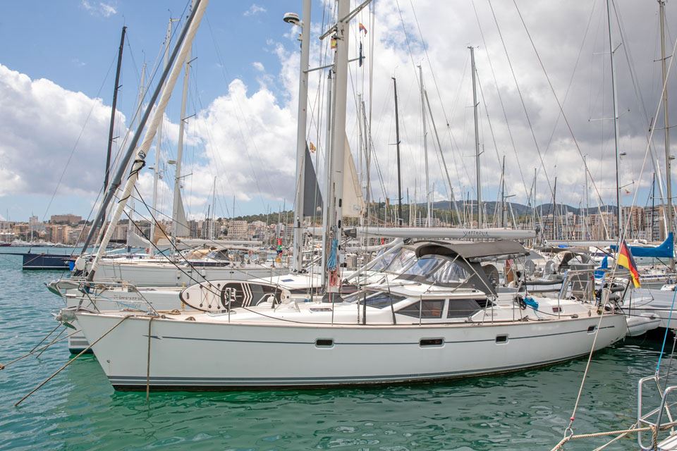 oyster-49-yattarna-1