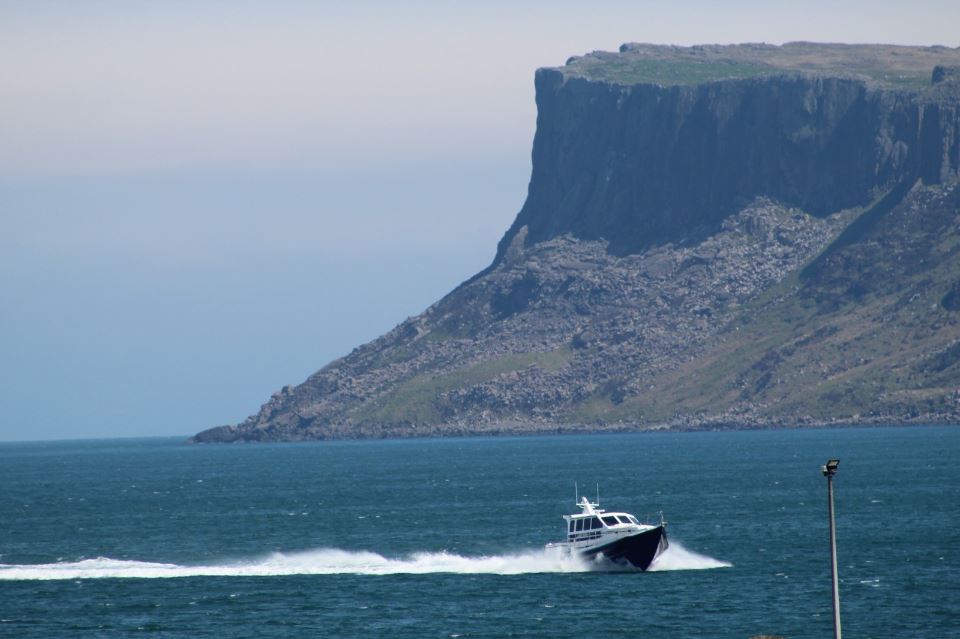 redbay-1650-explorer-cabin-rib-lady-kate-5