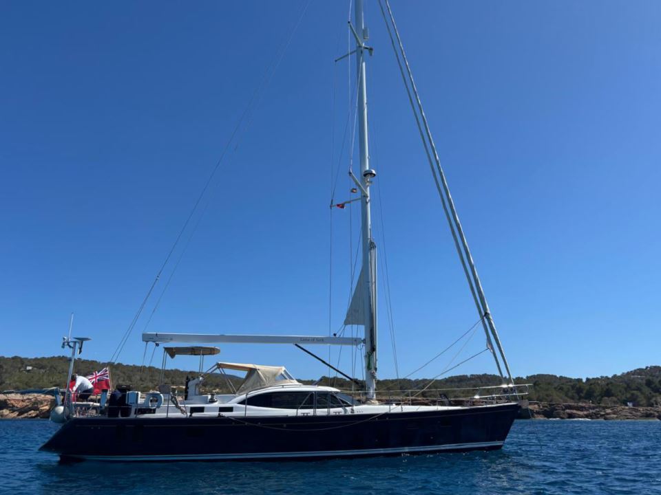 discovery-58-luna-of-sark-1