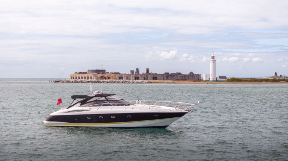 sunseeker-camargue-50-abraxas-of-london-10
